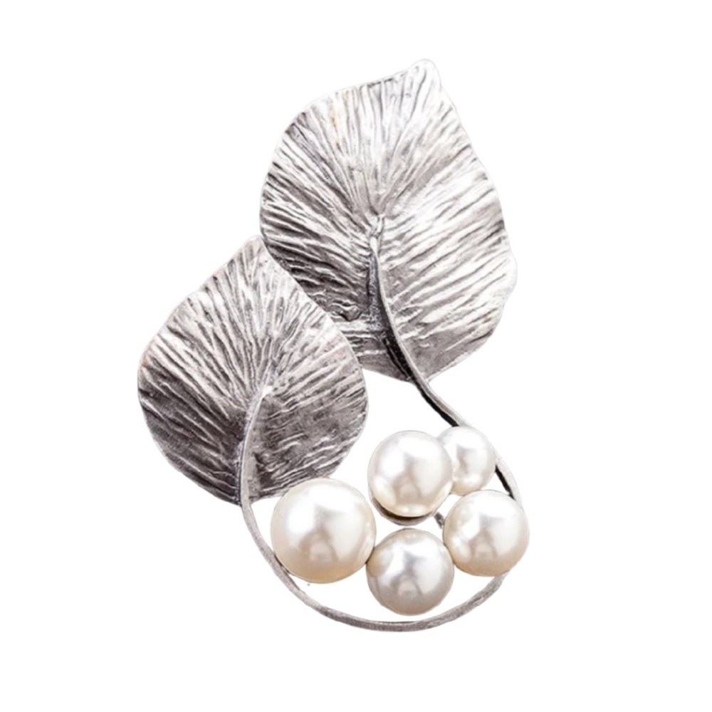 Convertible Leaf Pendant with Beads – Wear as Brooch or Necklace – Versatile